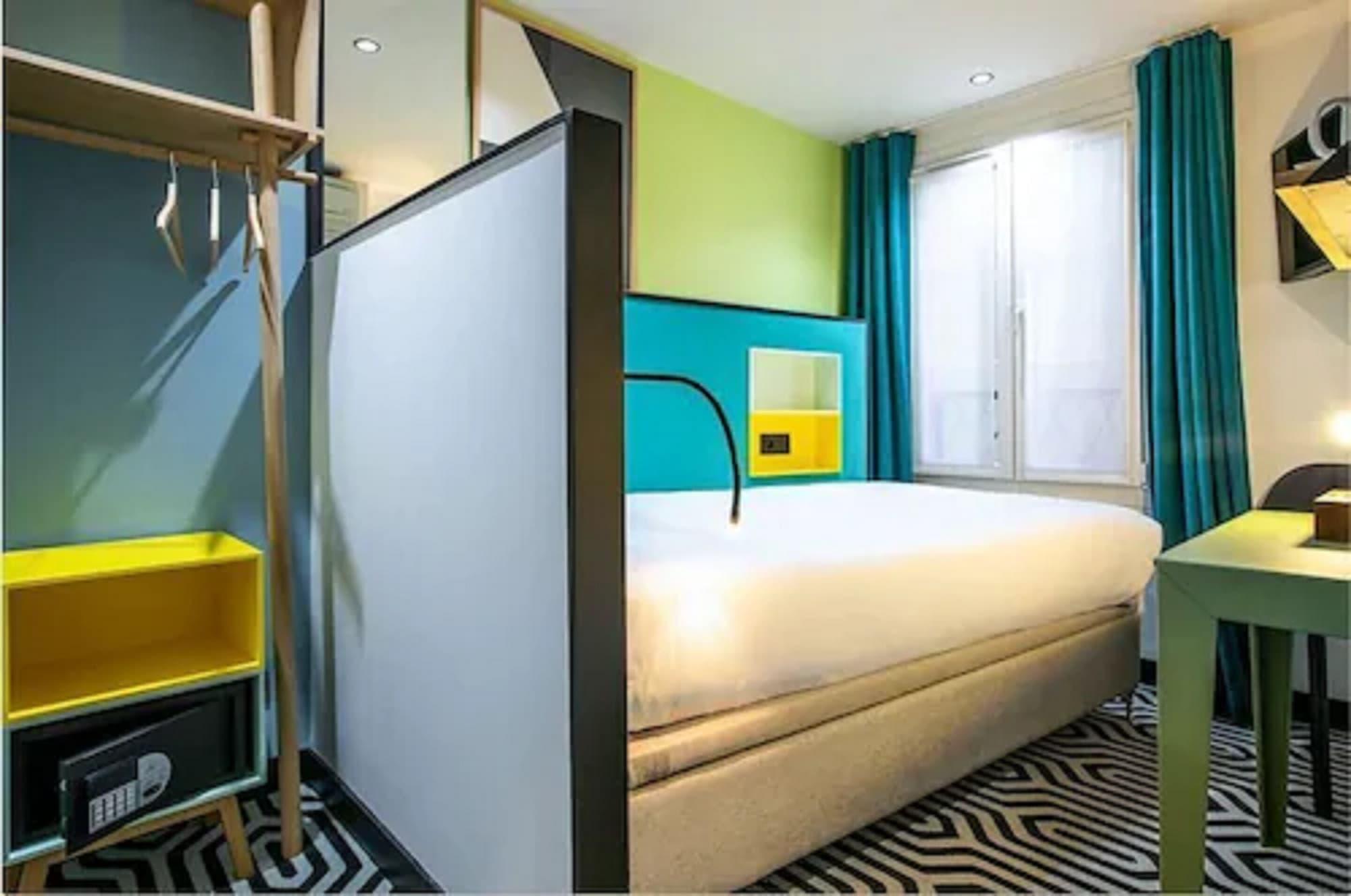 Hotel Pilime Parigi Esterno foto