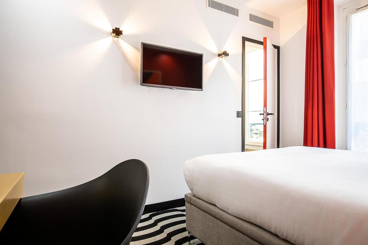 Hotel Pilime Parigi Esterno foto