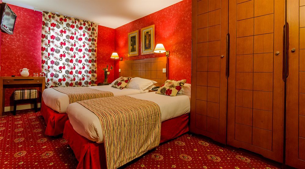 Hotel Pilime Parigi Esterno foto