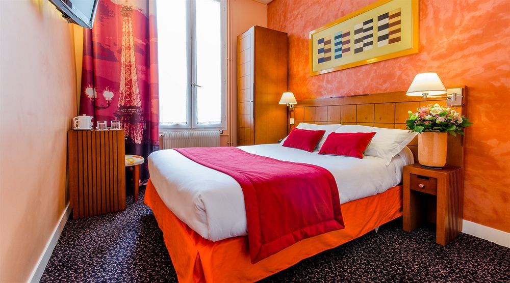 Hotel Pilime Parigi Esterno foto